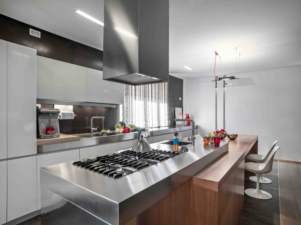 interiors-of-the-modern-kitchen-2025-01-09-04-03-43-utc_11zon